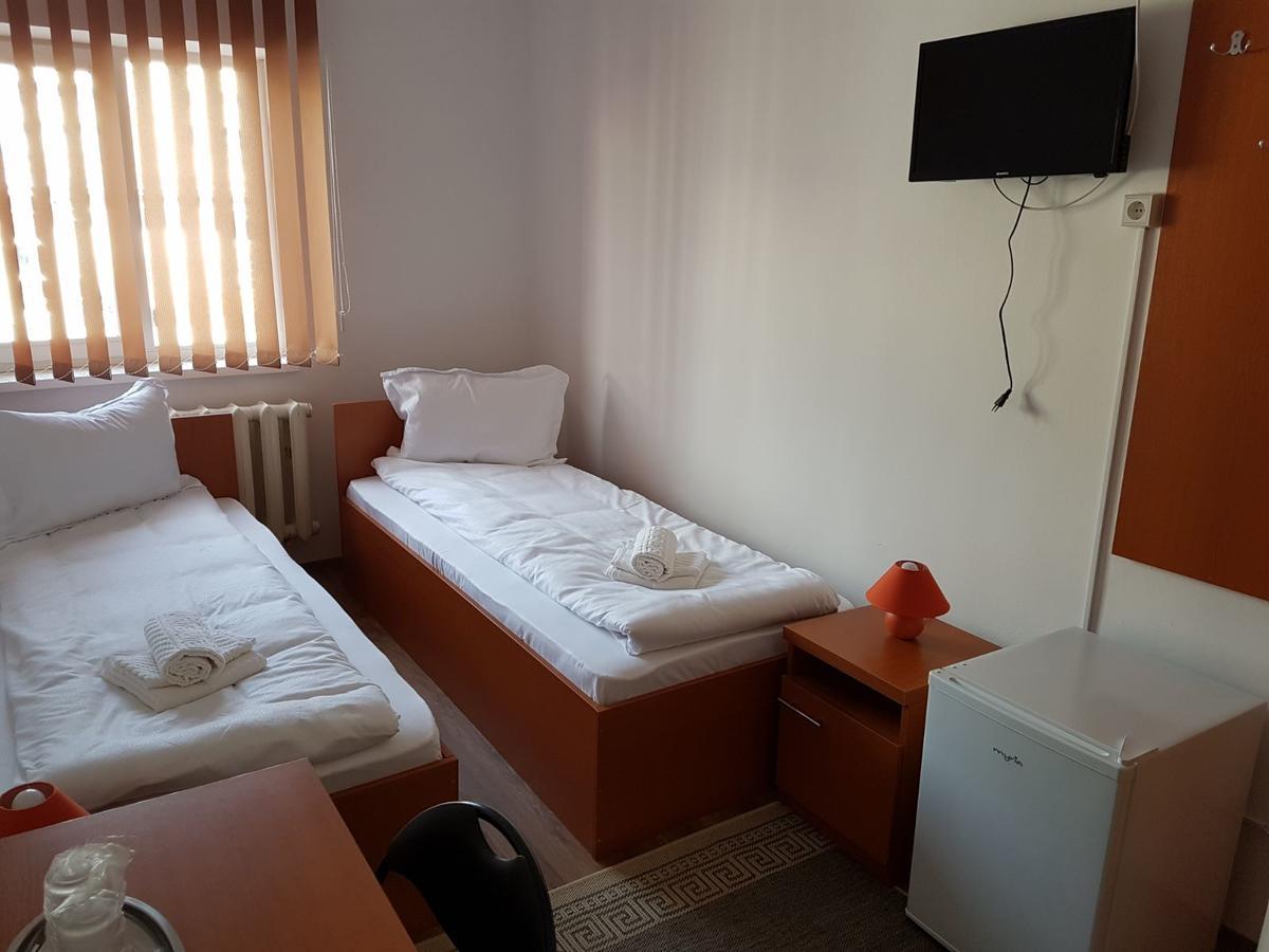 Piete Targuri Si Oboare Leilighet Făgăraş Eksteriør bilde